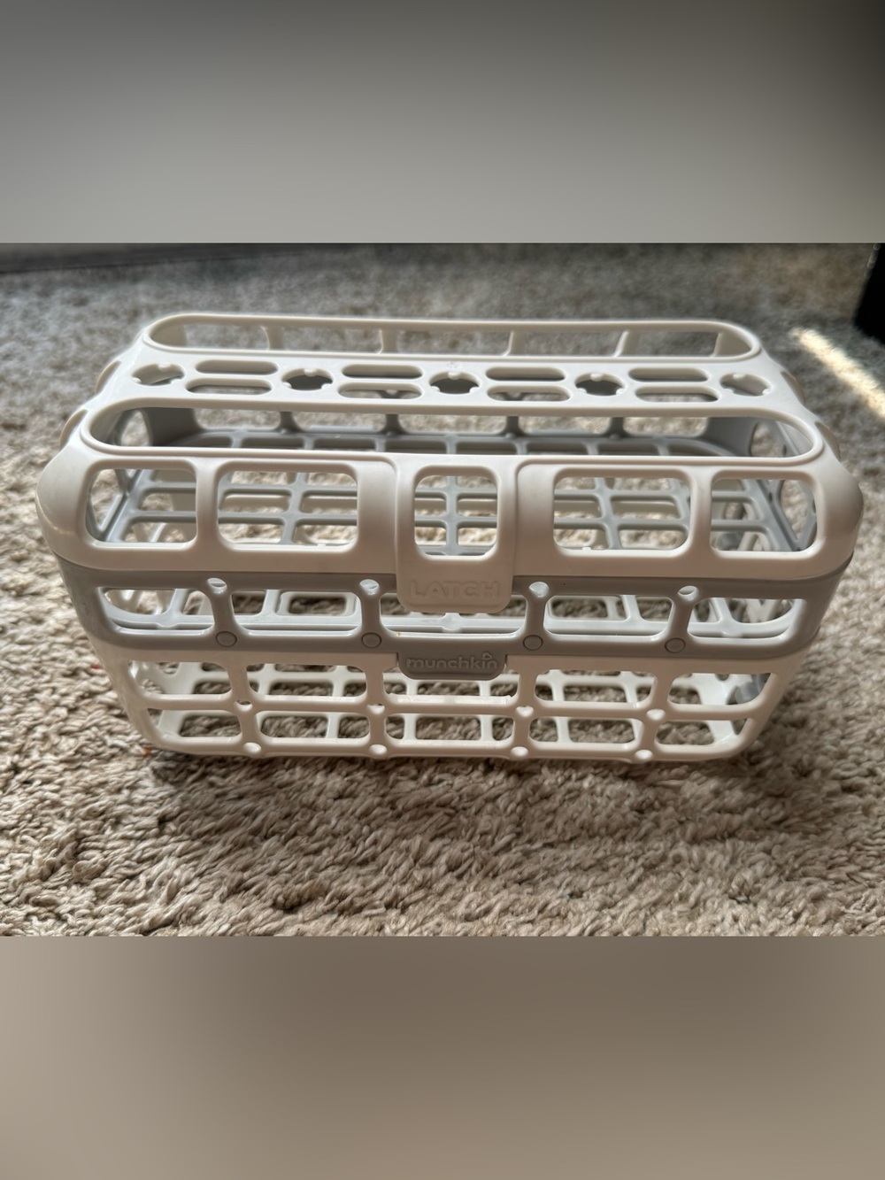 Munchkin Dishwasher Basket for Baby Bottle Parts & Pacifiers BPA-Free
